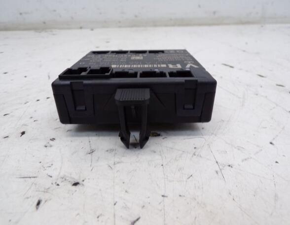 Control unit for door drawing support MERCEDES-BENZ CLA Coupe (C117)