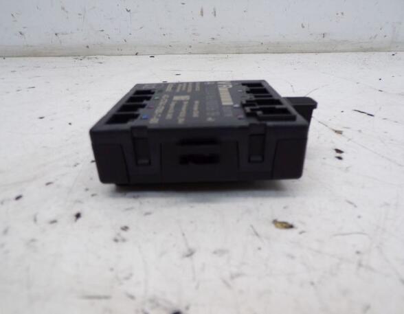 Control unit for door drawing support MERCEDES-BENZ CLA Coupe (C117)