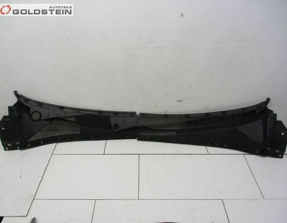 Rear Panel Trim Panel KIA Sorento I (JC)