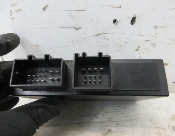 Control unit for trailer coupling AUDI A4 Allroad (8KH, B8), AUDI A4 Avant (8K5, B8)