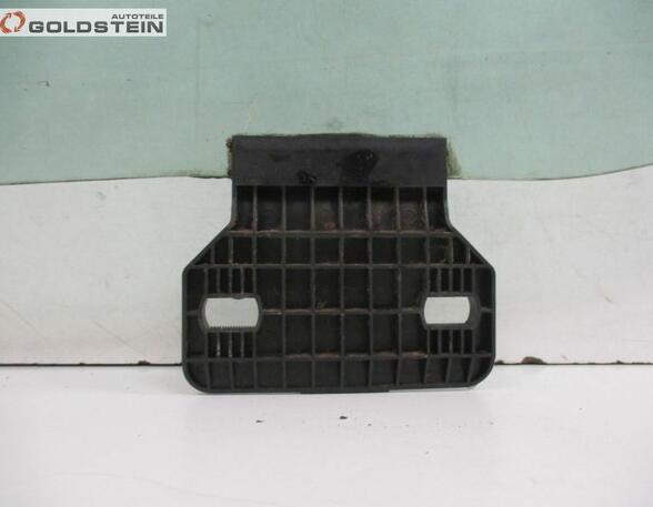 Side Window AUDI A4 (8E2)