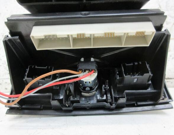 Air Conditioning Control Unit VW Touareg (7L6, 7L7, 7LA)