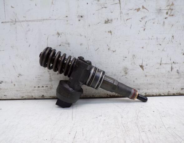 Injector Nozzle VW PASSAT (3C2)