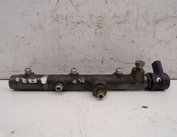 Fuel Distributor Pipe AUDI A4 (8EC, B7)