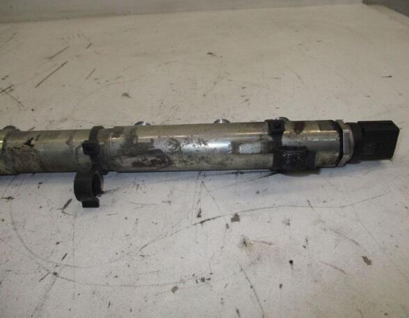 Fuel Distributor Pipe MERCEDES-BENZ VITO Bus (W639)