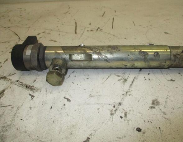 Fuel Distributor Pipe MERCEDES-BENZ VITO Bus (W639)