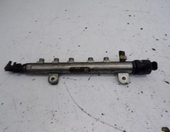 Fuel Distributor Pipe OPEL ZAFIRA / ZAFIRA FAMILY B (A05)