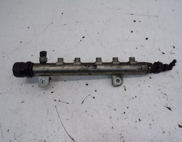 Fuel Distributor Pipe OPEL ZAFIRA / ZAFIRA FAMILY B (A05)