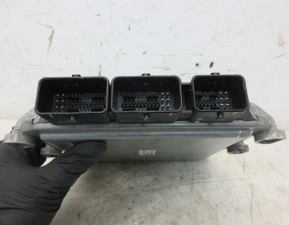 Control unit for engine PEUGEOT 307 CC (3B)