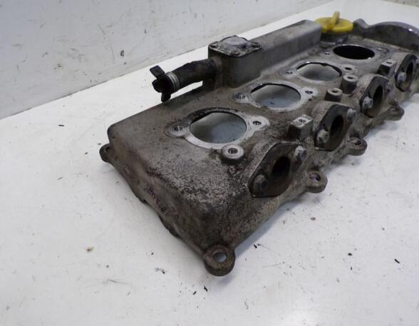 Cylinder Head Cover OPEL Astra H Caravan (L35)