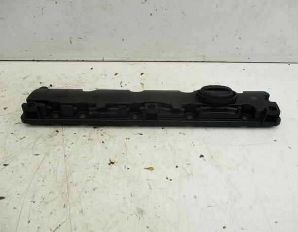 Cylinder Head Cover PEUGEOT 407 SW (6E)