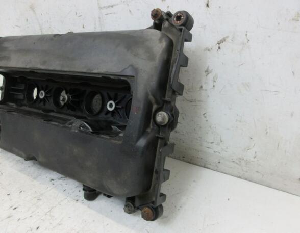 Cylinder Head Cover OPEL ASTRA J (P10)