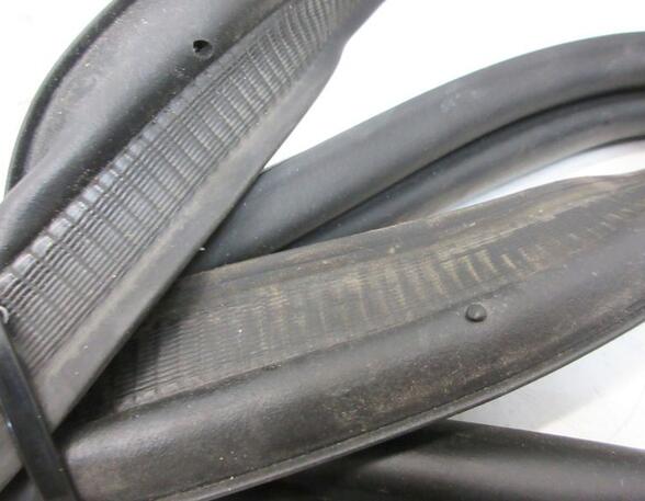 Rubber laadklep achteraan FORD Fiesta VI (CB1, CCN)