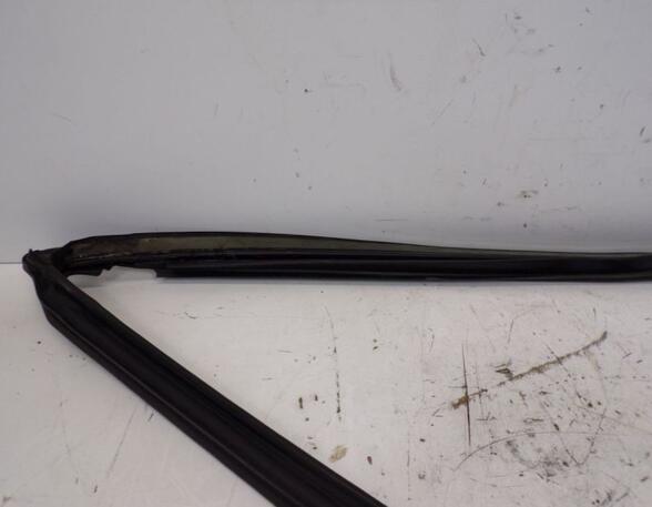 Boot / Trunk Lid Seal BMW Z3 Roadster (E36)