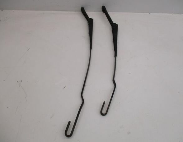 Wiper Blade VW TRANSPORTER IV Bus (70B, 70C, 7DB, 7DK, 70J, 70K, 7DC, 7DJ)