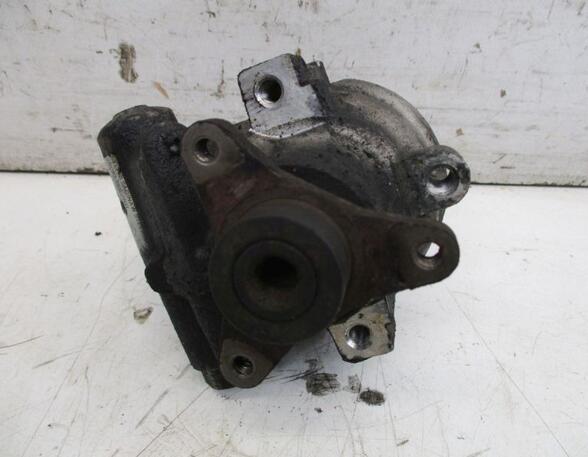 Power steering pump NISSAN Interstar Kasten (X70)