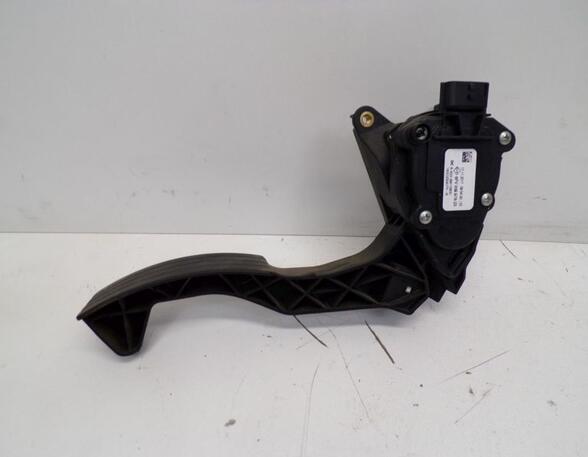 Accelerator pedal RENAULT Twingo III (BCM)