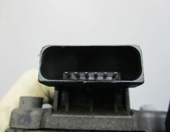 Accelerator pedal OPEL Astra H Caravan (L35)