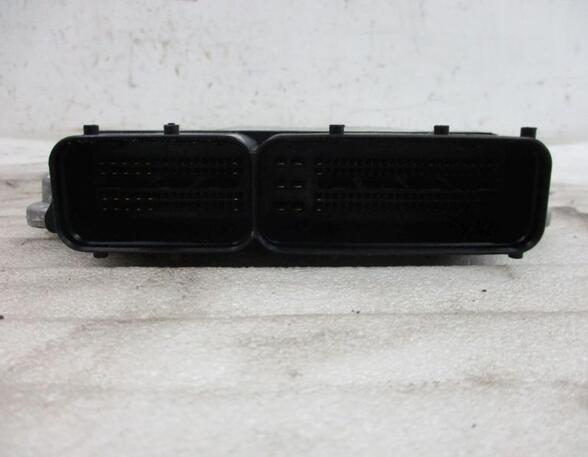 Control unit for engine management VW PASSAT Variant (3C5)