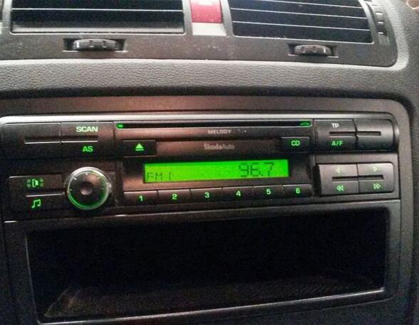 CD-Radio SKODA Octavia II (1Z3)