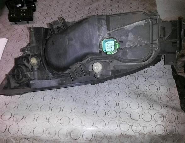 Headlight FORD Mondeo III (B5Y)