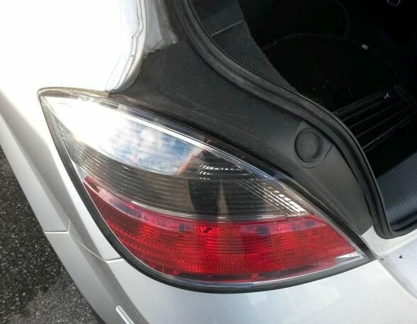 Combination Rearlight OPEL Astra H (L48)