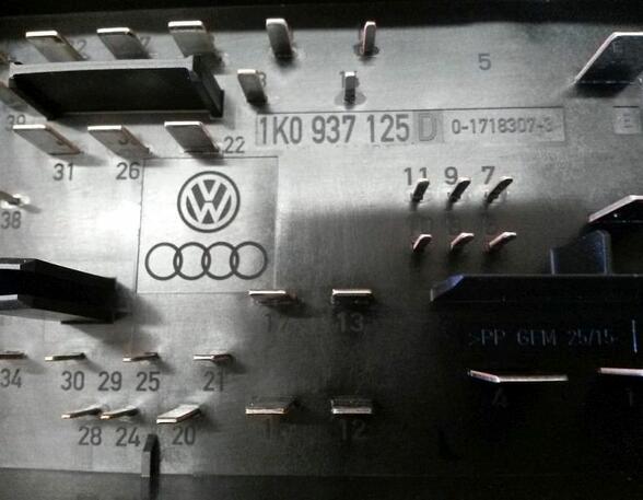 Fuse Box VW Golf VI Variant (AJ5)