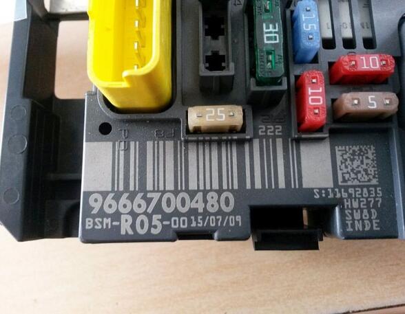 Fuse Box PEUGEOT 308 I (4A, 4C)