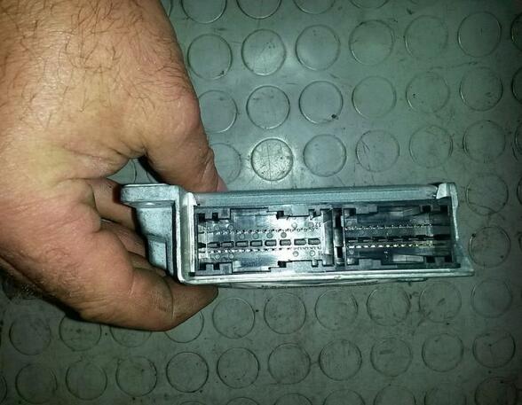 Airbag Control Unit PEUGEOT 407 SW (6E)