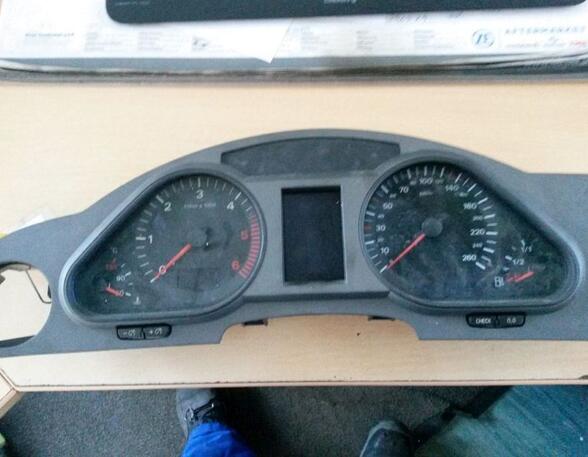 Speedometer AUDI A6 (4F2, C6)