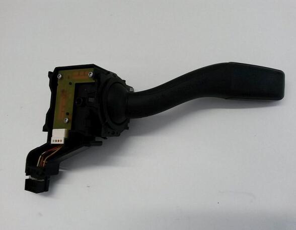 Turn Signal Switch AUDI A3 (8P1), AUDI A3 Sportback (8PA)