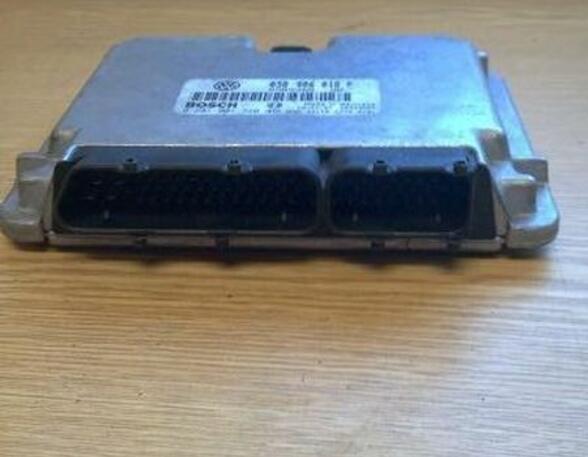 Engine Management Control Unit VW Passat Variant (3B5)