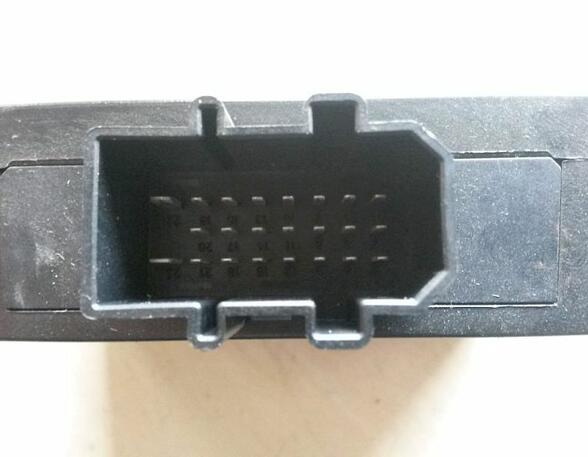 Central Locking System Control Unit VW Golf IV (1J1)