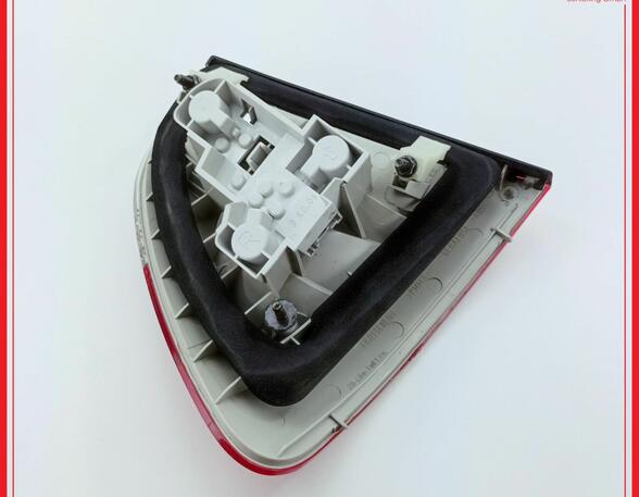 Rückleuchte aussen rechts  BMW 3 (E46) 320D 110 KW