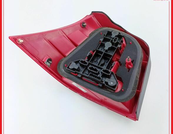 Combination Rearlight VW Golf IV (1J1)