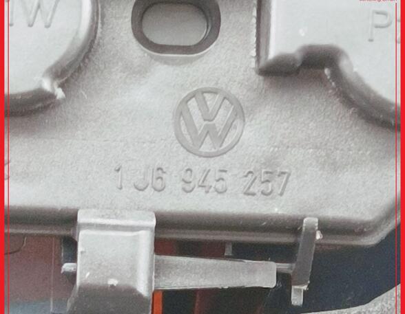 Rückleuchte links  VW GOLF IV (1J1) 66 KW