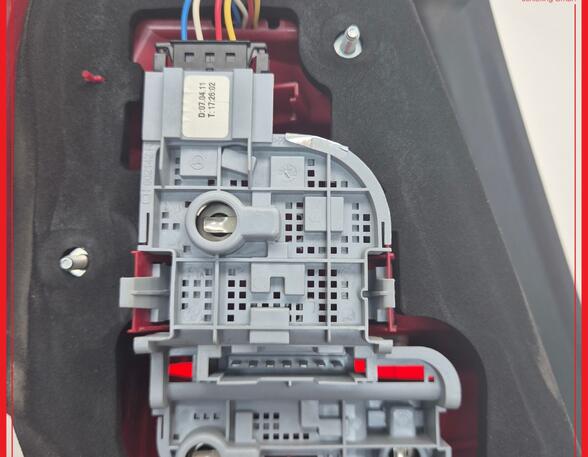 Rückleuchte rechts LED MERCEDES-BENZ C-KLASSE KOMBI S204 C220 CDI 125 KW