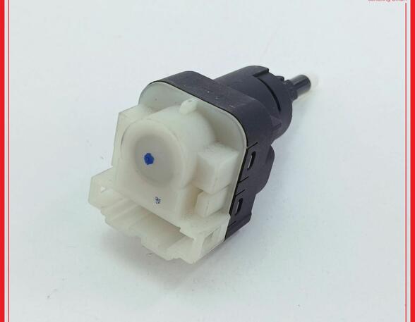 Brake Light Switch VW Passat (3B3)