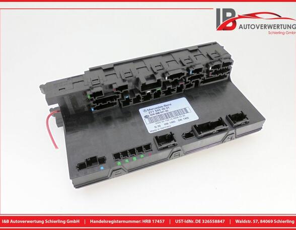 Fuse Box MERCEDES-BENZ E-Klasse T-Model (S211)