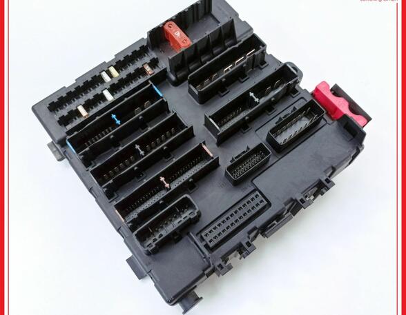 Fuse Box OPEL Vectra C (--)