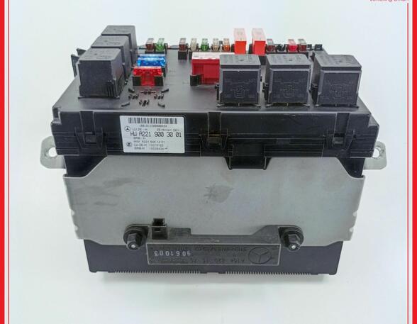 Fuse Box MERCEDES-BENZ S-Klasse (W221)