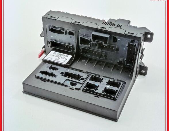 Fuse Box MERCEDES-BENZ E-Klasse T-Model (S211)