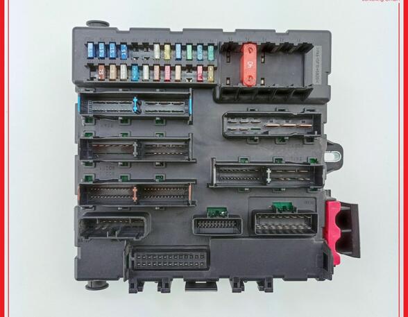 Fuse Box OPEL Signum (--)