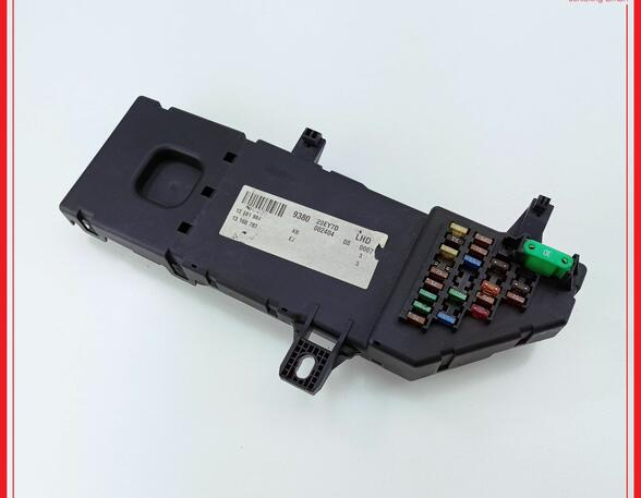 Fuse Box OPEL Signum (--)