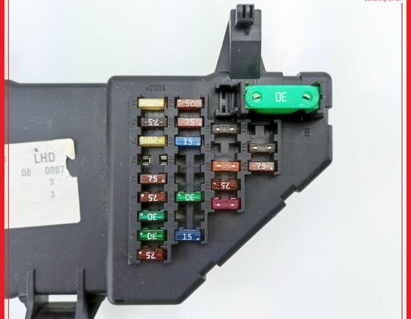 Fuse Box OPEL Signum (--)