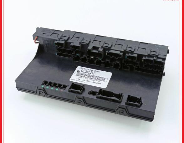 Fuse Box MERCEDES-BENZ C-Klasse T-Model (S203)