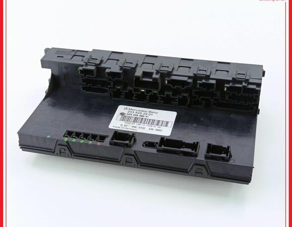 Fuse Box MERCEDES-BENZ C-Klasse T-Model (S203)