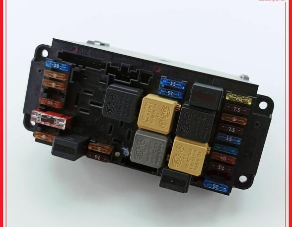 Fuse Box MERCEDES-BENZ C-Klasse T-Model (S203)