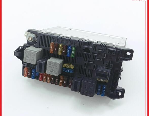 Fuse Box MERCEDES-BENZ E-Klasse T-Model (S211)