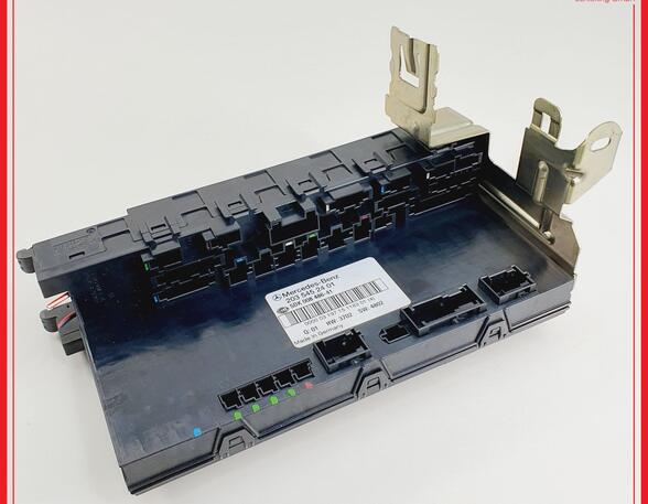 Fuse Box MERCEDES-BENZ C-Klasse T-Model (S203)